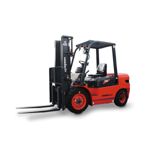fd15/20/25/30/35/38tiii balanceweight type forklift truck with engine